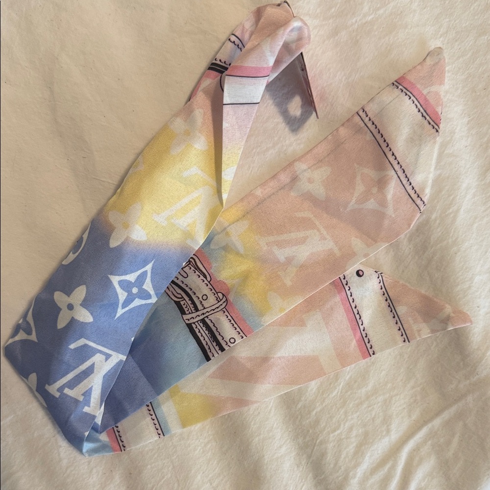 Designer Silk Scarf Collection - Picture 7 of 7